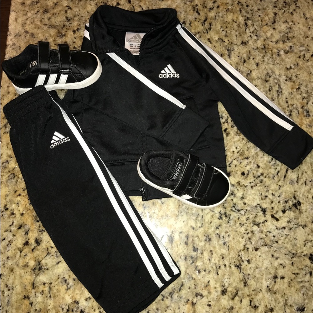 Adidas baby jogging suit 6mo